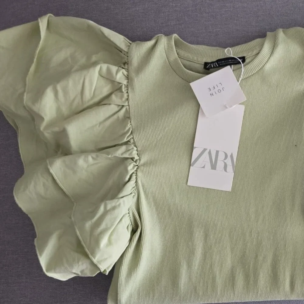 Zara Ribbed Ruffle Bodysuit - Size M - 95% Cotton, 5% Elastane - NEW ✨🍃